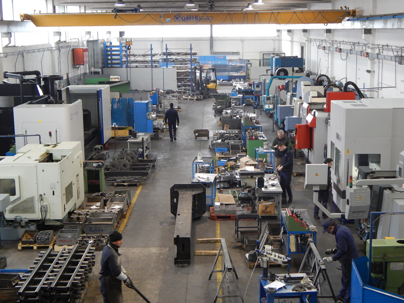 reparto-lavorazioni-meccaniche-centri-di-lavoro-cnc